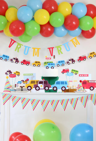 Decoração de festa tema Carrinhos Coloridos montada