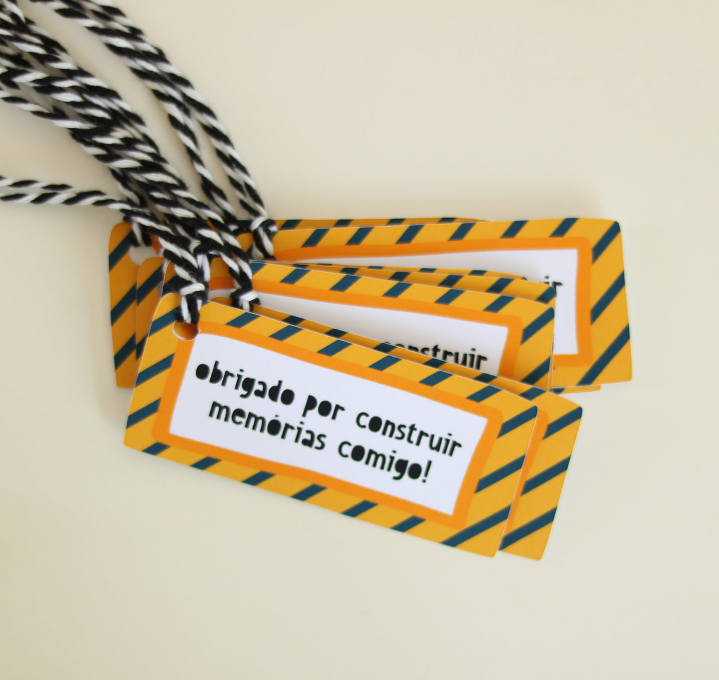 - Tags de Agradecimento - 5 unidades - Construção