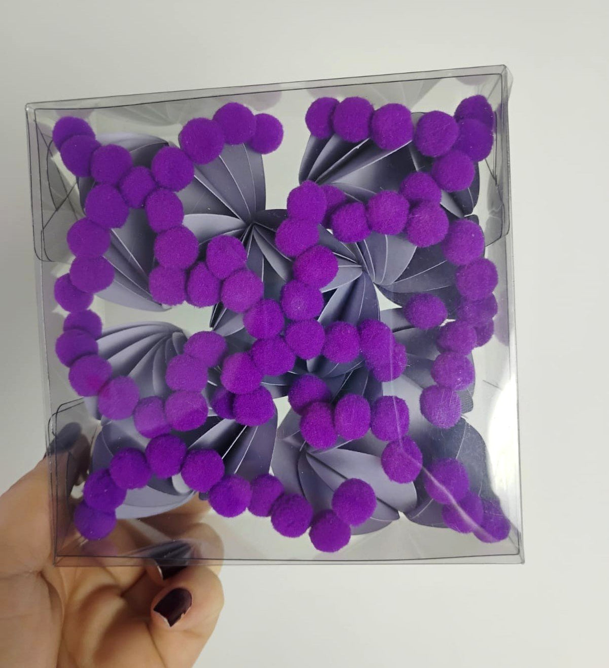 Forminha Lilás com Pompom Roxo - 20 unidades